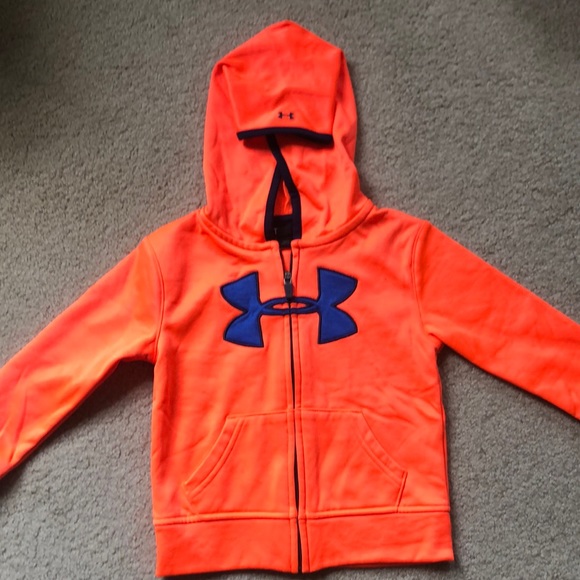 Boys Under Armour Set Size 2 - Picture 2 of 8